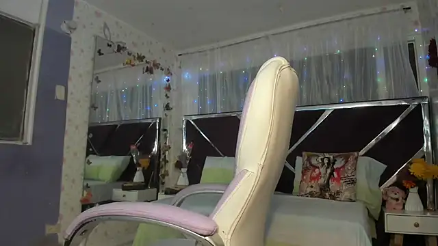 Santy_bigcock_01 Show Webcam