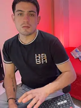 Chat +18 de williamsmiiths16 ao vivo