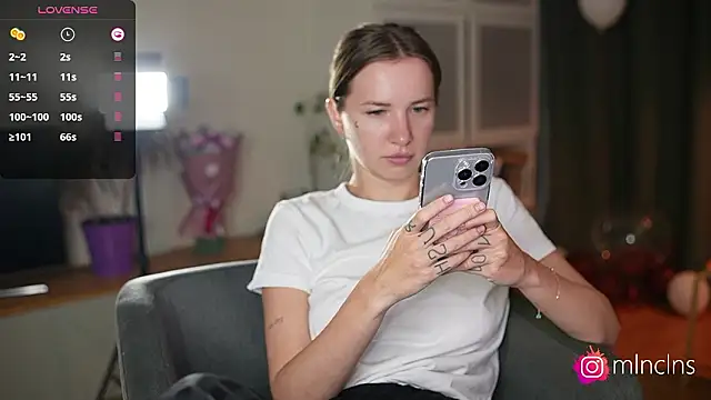 melanielwithu Live XXX-Chat