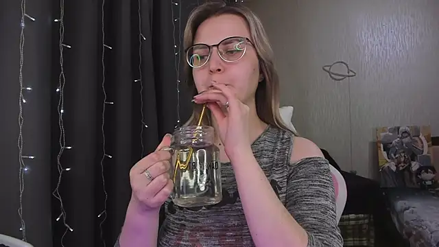 MissBrightShine Live XXX-Chat