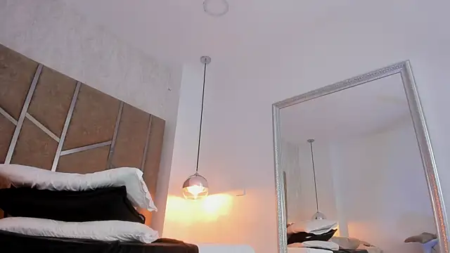 Sembang XXX Secara Langsung Martinaa_Jones_