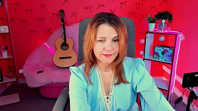 NicoleHitman Webcam show