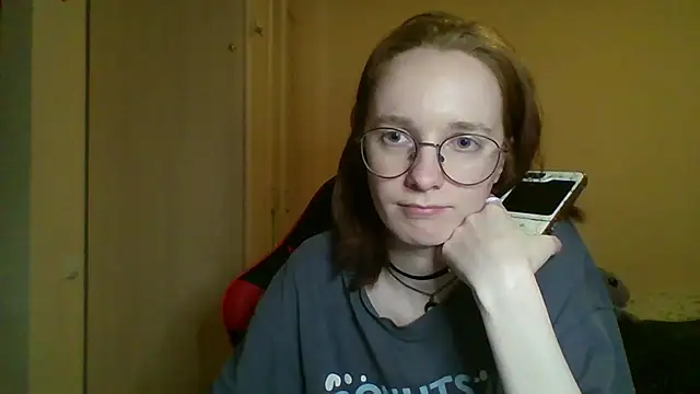 Andrina_Drew Adlı Modelin Canlı XXX Sohbeti