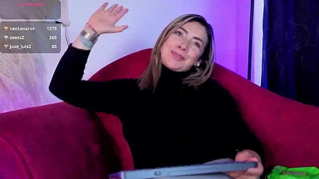 Chatroom XXX en direct de Isabella_lt