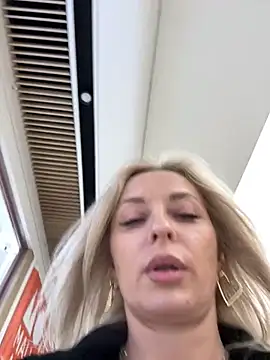 VikaBunny1 라이브 XXX 채팅