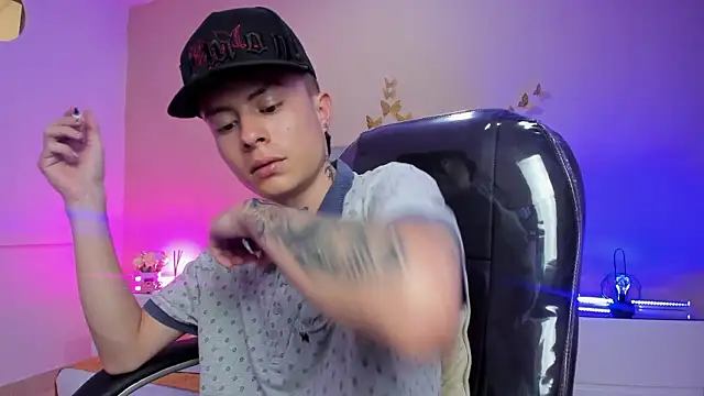 Chat +18 de Nascary_Fox ao vivo