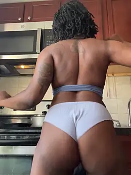 XXX chat uživo modela mochamimi