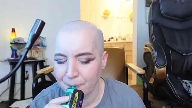 BellaBlueBBW লাইভ XXX চ্যাট