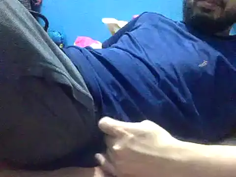 Precumboner Chat XXX in diretta