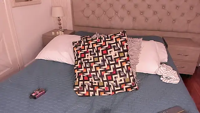 Czat XXX na żywo – Sienna_brunette