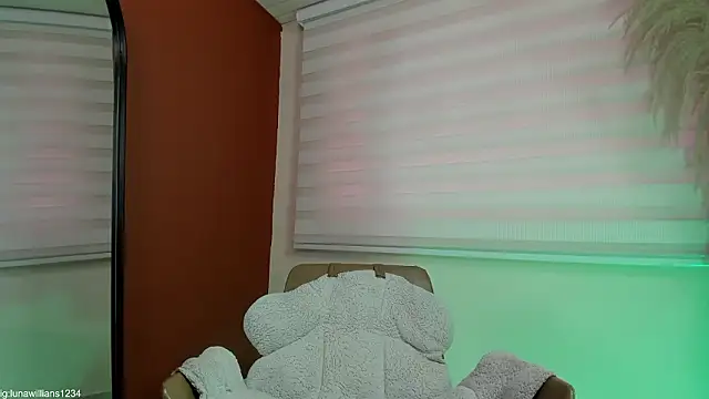 Онлайн чат XXX luna_willians