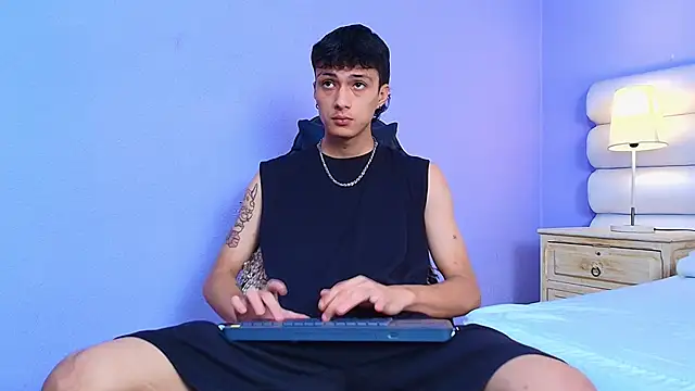 Lean_Portman Adlı Modelin Canlı XXX Sohbeti