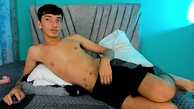 Maikol_Ortiz 在線直播表演