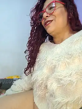 Chat XXX en directo de Scarlet_curly8a