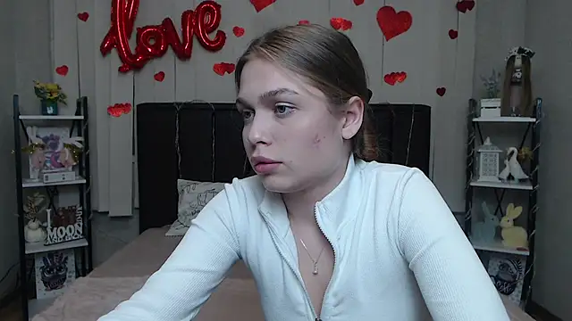 LaraPikaのライブXXXチャット