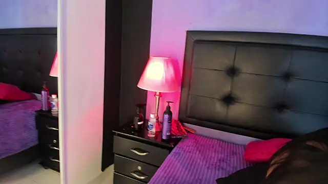 GreciaFox1's Live XXX Chat