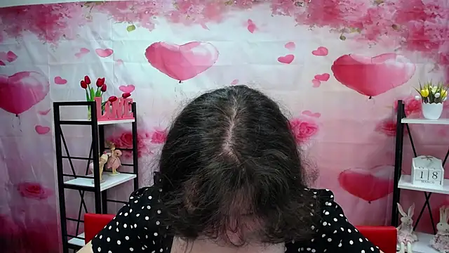 NeonilaLisovaのライブXXXチャット