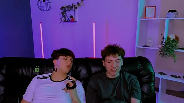 travis_wolf_ – Live XXX-chat