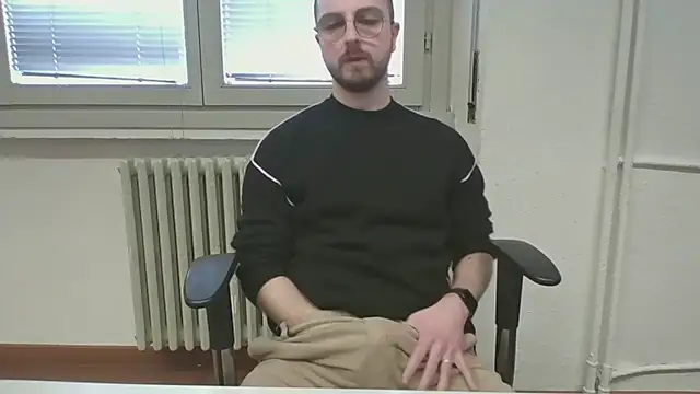 ItalianAlex: онлайн-секс-чат