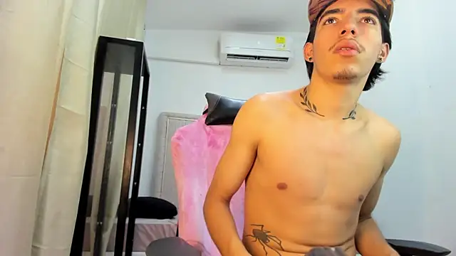 Bad_bunnyy_: онлайн-секс-чат