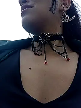 Chat XXX en directo de jaade_doll