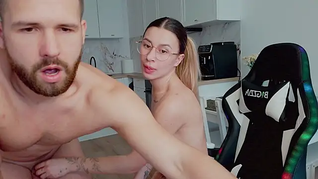 reallove_x: απευθείας συνομιλία ΧΧΧ