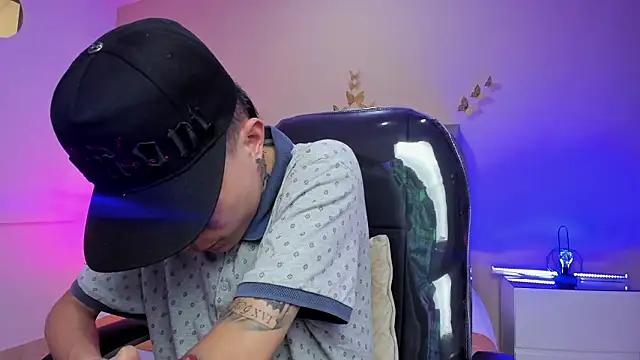 Nascary_Fox's Live XXX Chat