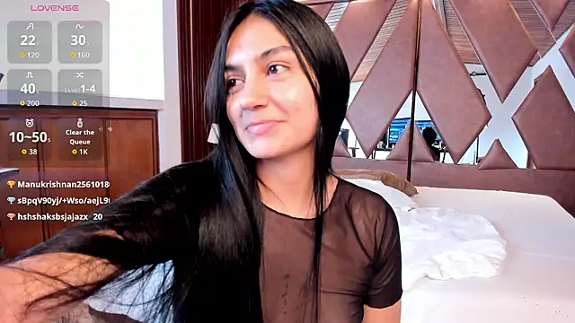 AidaJones: онлайн-секс-чат