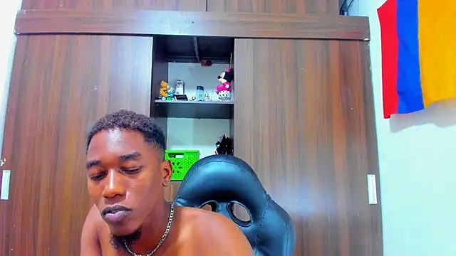 Chat XXX en directo de Dreamastercum_