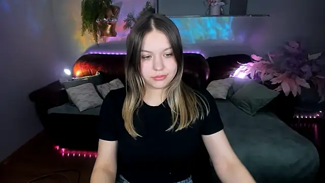 SimaHeaven's Live XXX Chat