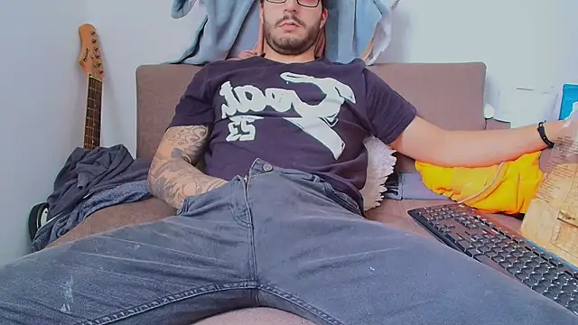 thomas_gun 现场XXX聊天