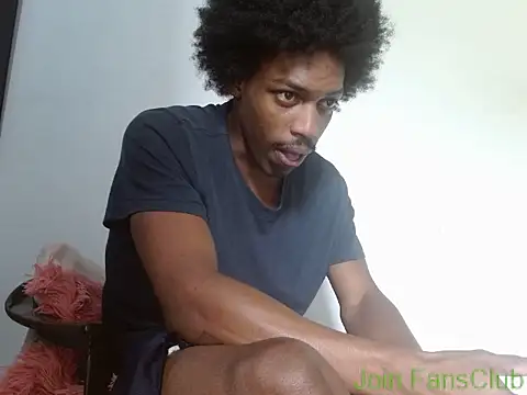 Larry-n-clouds Chat XXX live