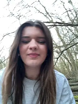 -Leasophie Adlı Modelin Web Kamerası Şovu