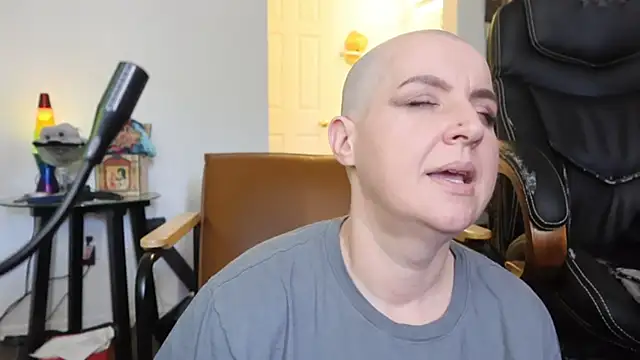 BellaBlueBBW লাইভ XXX চ্যাট