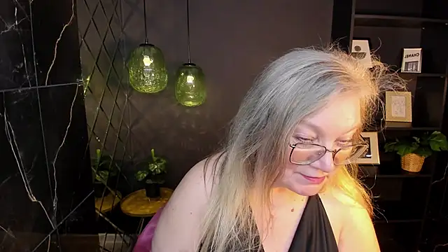 XXX chat uživo modela NataliMellow