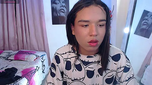 Show modela Candyy_doll__ na web-kameri