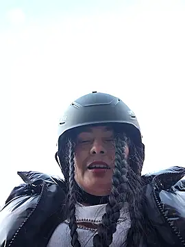 bellapatyのライブXXXチャット