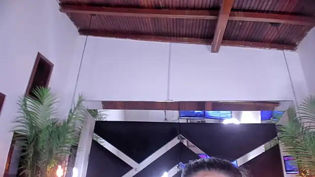 emily-fox Live XXX Chat