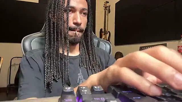 FavelaDaddyCum Show in webcam