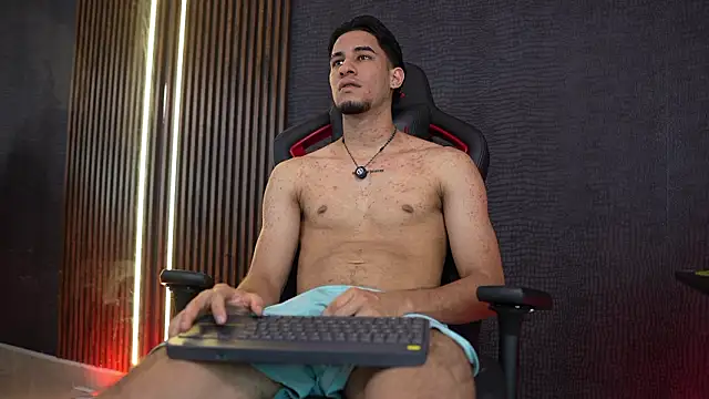 XXX chat uživo modela JakeMoxley