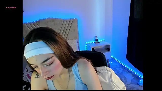 Mia_Victoria22 Chat XXX in diretta