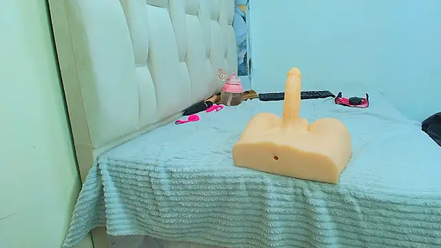 CharlotteSchmidtt লাইভ XXX চ্যাট