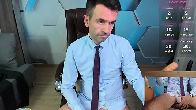 XXX chat uživo modela SteveTiger