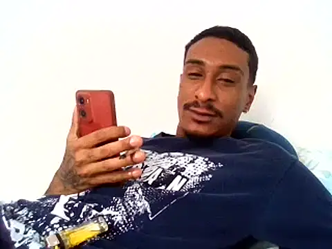 Živý XXX chat mellow_smoke