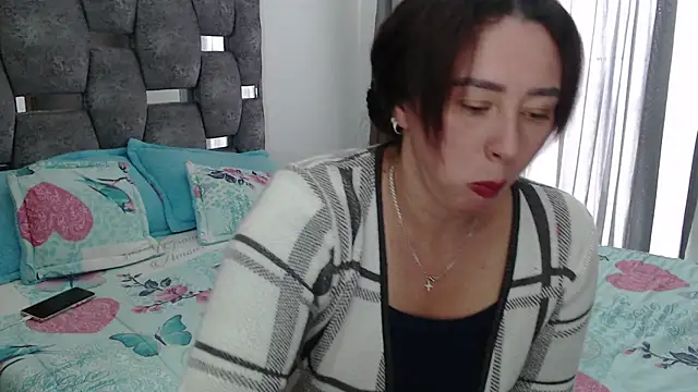 sara_hott_1のライブXXXチャット