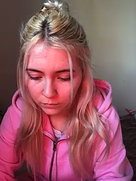 Blondie_Sofia_Essexbabe 即時 XXX 聊天