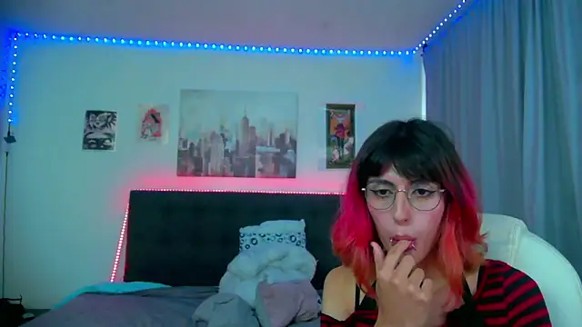 goth_minervan Webbikameraesitys