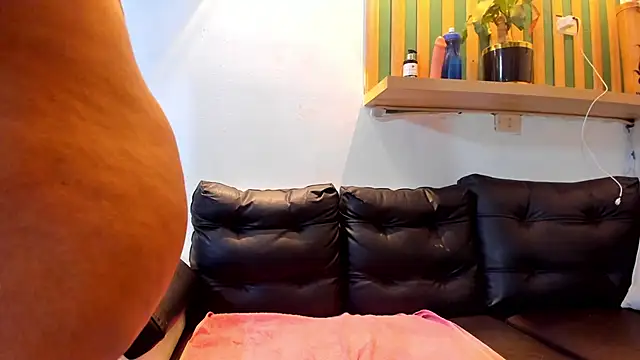 veronica_em1 – Naživo XXX chat