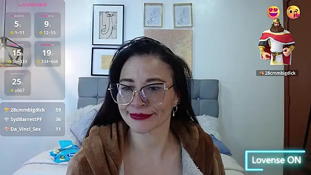 _naomi_s élő XXX-chatje