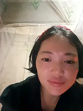 kotaka-shoow élő XXX-chatje